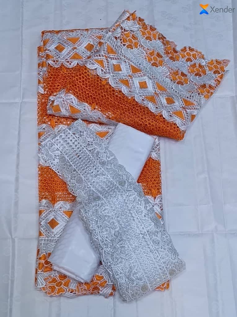 Dentelles riche plus bassin riche