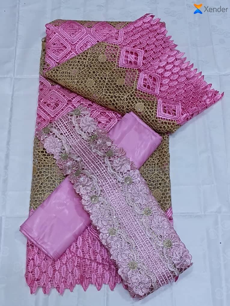 Dentelles riche plus bassin riche